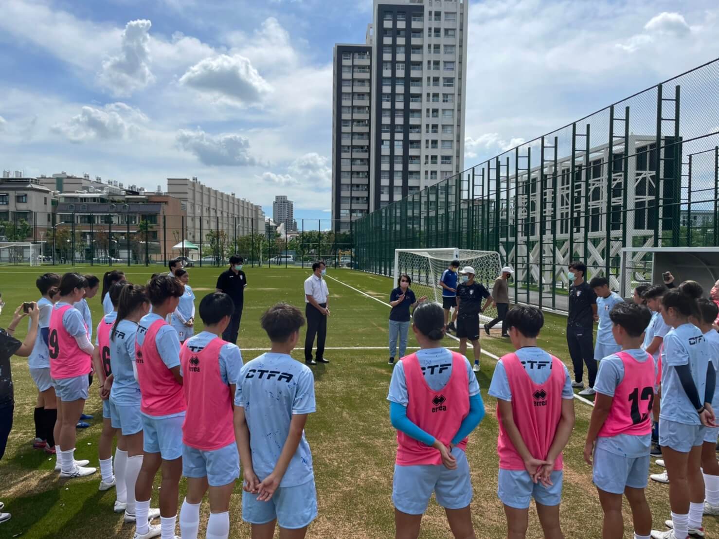 女足備戰7月東亞盃　楠梓國際足球場啟用訓練
