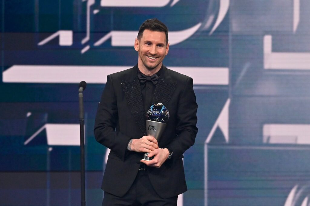 FIFA年度頒獎典禮　梅西奪生涯第7次最佳男子球員　普特拉絲蟬聯最佳女子球員