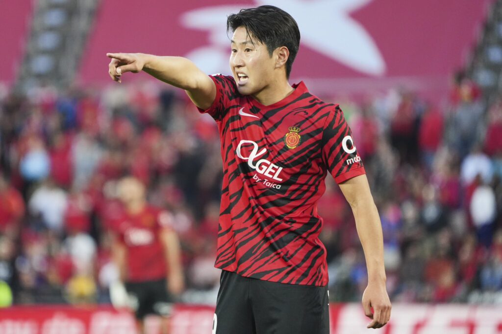 南韓球員真搶手　大巴黎簽下前鋒李剛仁