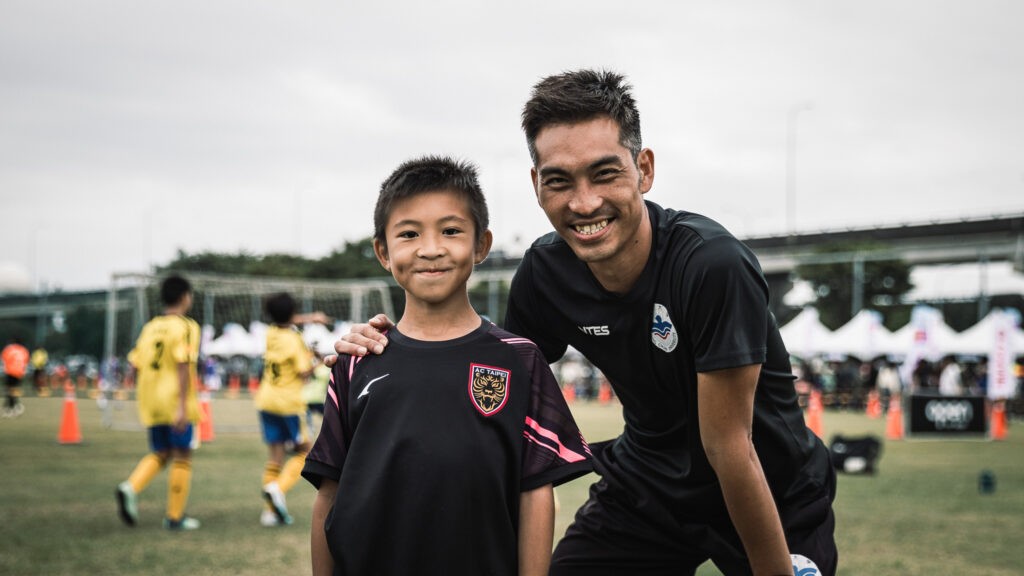 曾台霖現身YAMAHA CUP　抱持享受的心情觀看兒子比賽