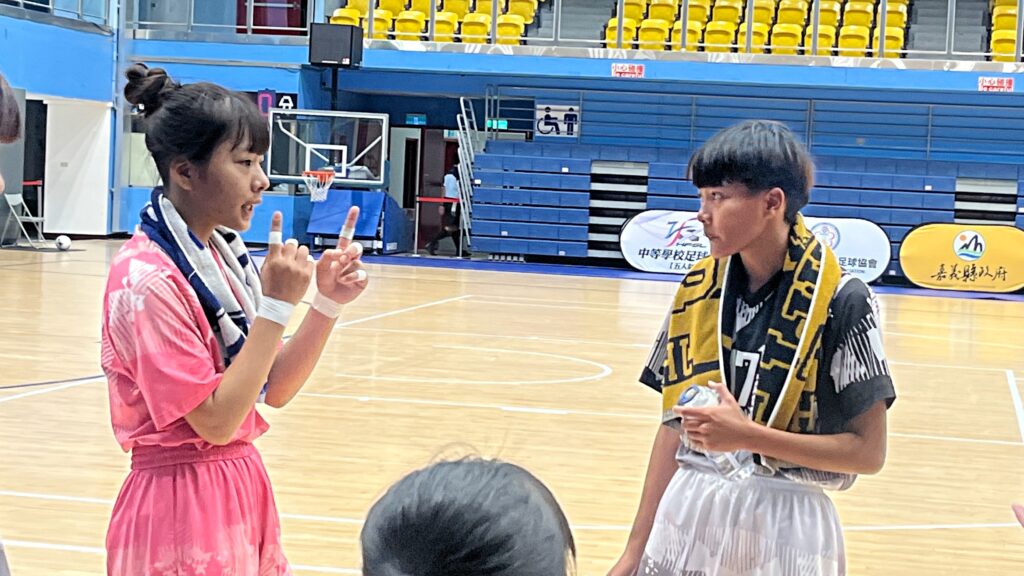 國中曾踢到全身都是傷　台東專科林怡珍畢業即從軍笑稱：制服很帥
