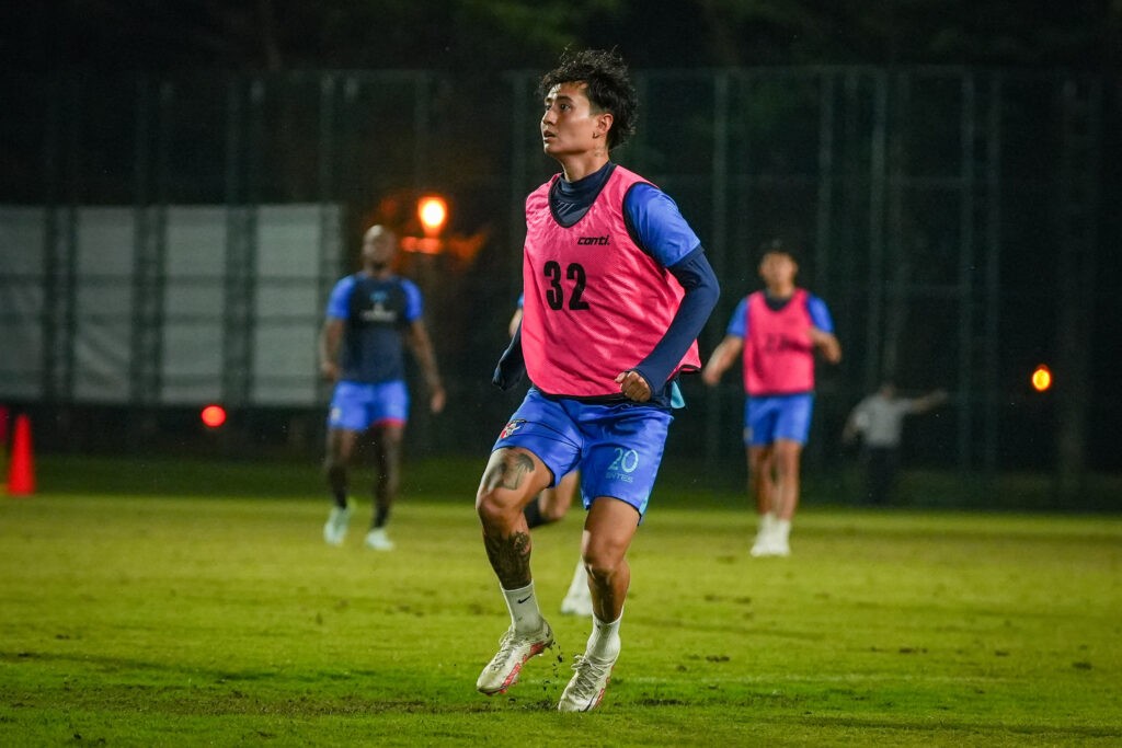 本季加盟新加坡丹戎巴葛聯　蔡立靖想為台灣球員開啟另一扇門