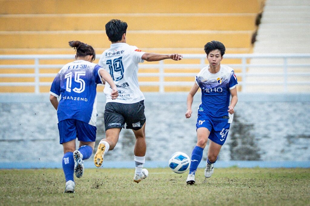 台中藍鯨外援相繼進球　女武神上半場0比2暫時落後