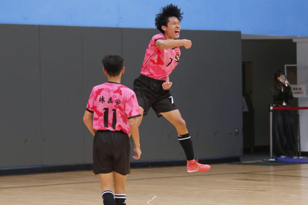 中學五人制／班導送藏頭詩、家長應援團成另類親子教育　桃園經國奪第5創最佳！隊長仍吐遺憾